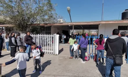 Sufren escuelas atracos en Monclova