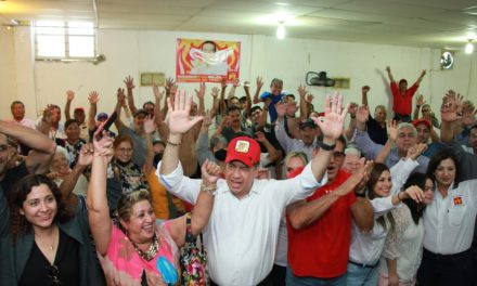 Ricardo Mejía Berdeja propone impulsar el deporte en su visita a región Centro