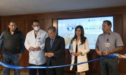 Conmemoran el 80 aniversario del Hospital Universitario en Saltillo