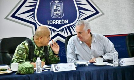 Por su trabajo, reconocen a corporaciones laguneras