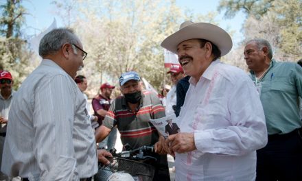 Guadiana anuncia proyecto de programas sociales