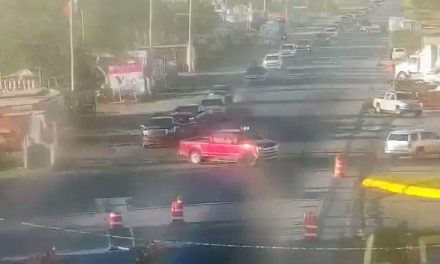 Reportan bloqueos en carreteras de la frontera de Tamaulipas