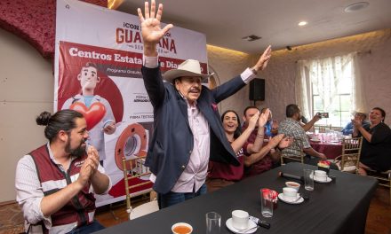 Armando Guadiana se reúne con empresarios y empresarias de Acuña