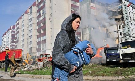Mueren 25 personas tras bombardeos rusos; Ucrania anuncia contraofensiva