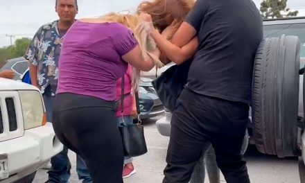 Pelean a las afueras de la PRONNIF en Saltillo