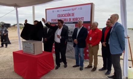 Autoridades colocan primera piedra de empresa NORCAST en Torreón: invertirán 22.5 mdd