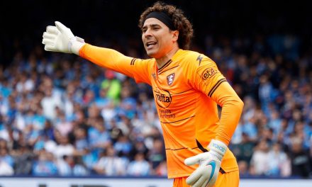 Memo Ochoa evitó que el Napoli festejara el título en Italia