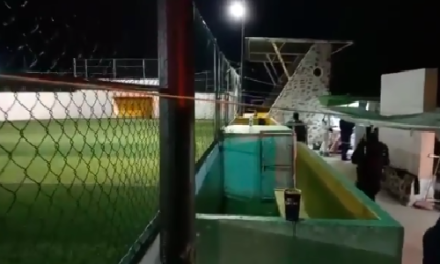 Comando irrumpe en juego de futbol en Hidalgo, ejecuta a 5 personas y hiere a 3