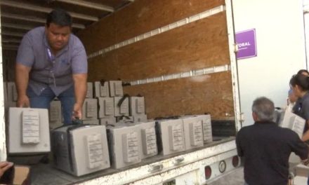 Llegan a región Centro paquetes electorales