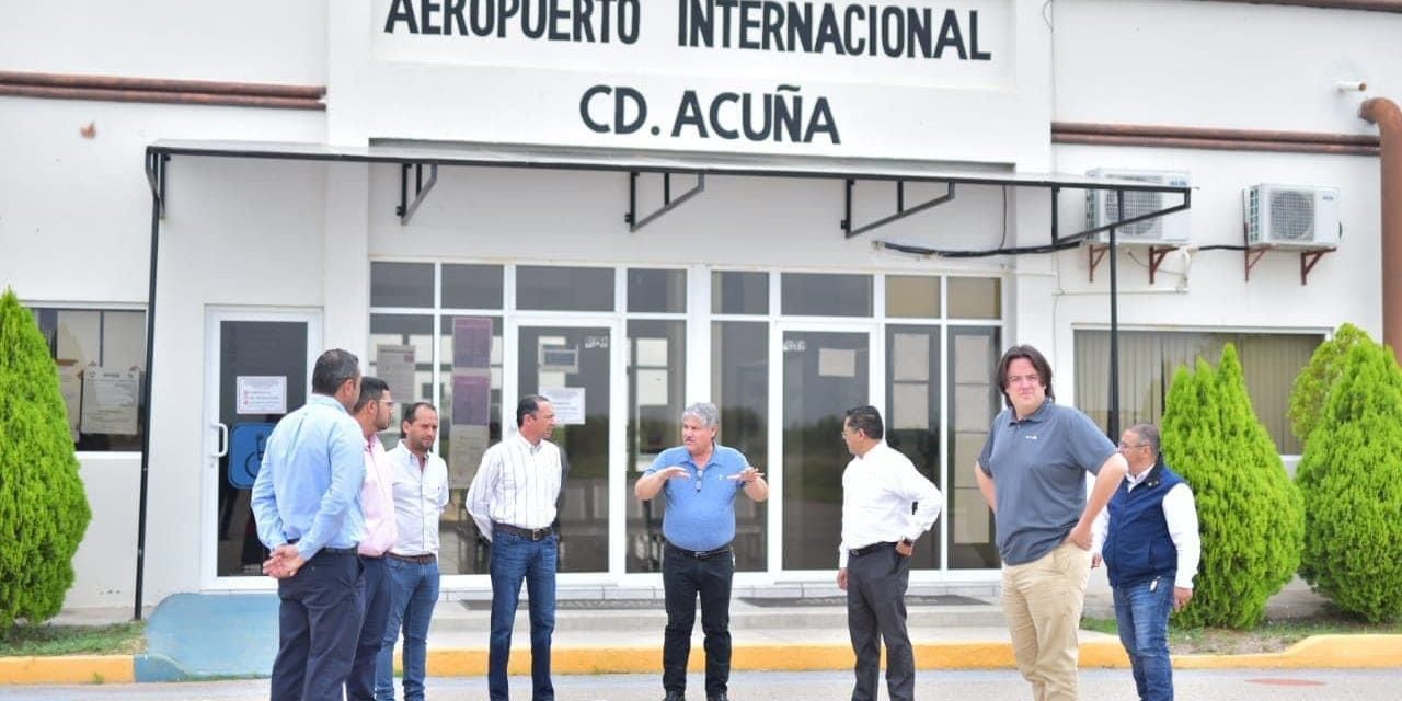 Buscan concretar vuelo comercial para Acuña