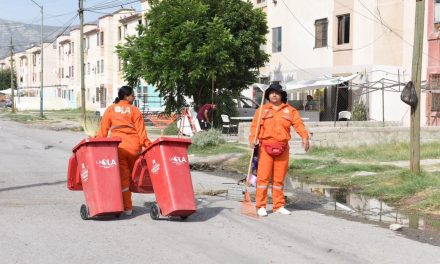 Se integra personal de La Ola a labores de limpieza