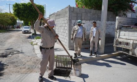 Realizan limpieza de cárcamos en Torreón