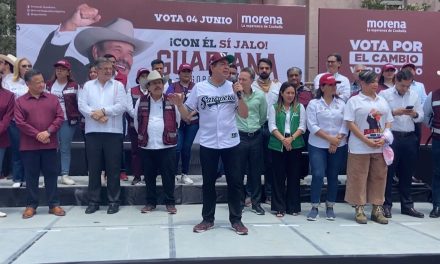 Marcelo Ebrard estuvo en Saltillo para apoyar a Armando Guadiana