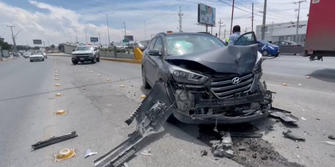 Quita derecho de paso y provoca accidente en Saltillo