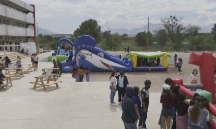 Festejan a estudiantes del COBAC Ramos Arizpe