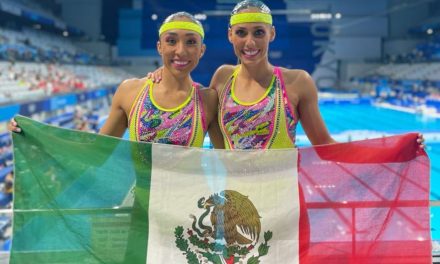 Reviran a AMLO, Sedena no cubrió viaje al Mundial de Natación