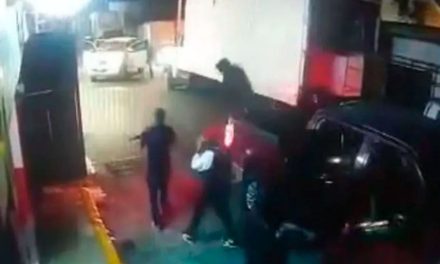 Graban secuestro de 5 personas en Puebla