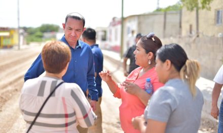 Inspeccionan obras de pavimentación en Acuña