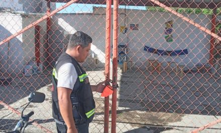 Suspenden autolavados por uso indebido de recursos en Torreón