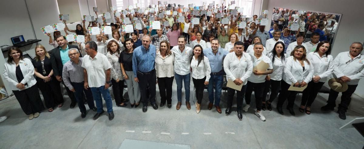 DIF Saltillo: Se gradúan alumnos de talleres laborales