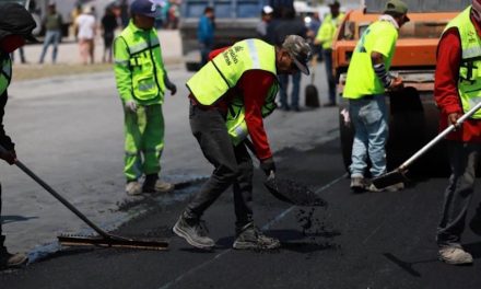 Agradecen vecinos repavimentación en Valdés Sánchez
