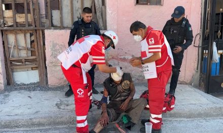 Agreden a hombre con tubo y machete en Saltillo