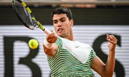 Carlos Alcaraz vuelve a ser el mejor tenista del planeta al ser campeón en Queen’s