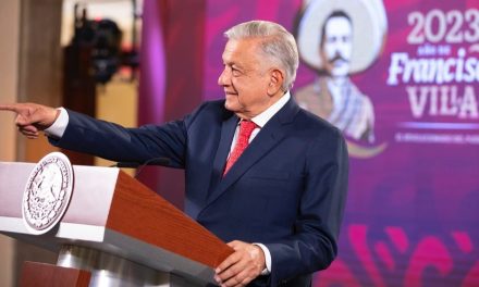 AMLO reitera que no se inclinará la balanza ni se impondrá a nadie tras la cena con las ‘corcholatas’