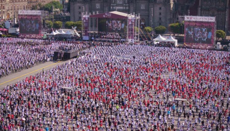 CDMX rompe récord con la clase de box más grande del mundo