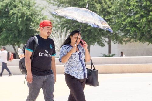Ante el intenso calor que se viene para Saltillo ¿Qué hacer para recuperarse de un golpe de calor?