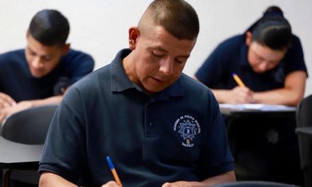 Continua en Saltillo la formación de policías municipales