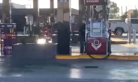 Verifican Gasolinerías de Saltillo