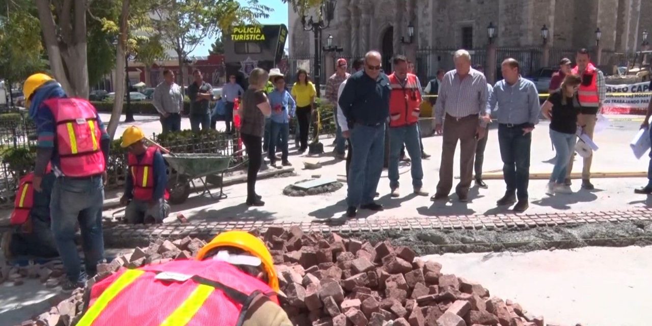 Supervisa Chema Fraustro trabajos en Paseo Capital en Saltillo