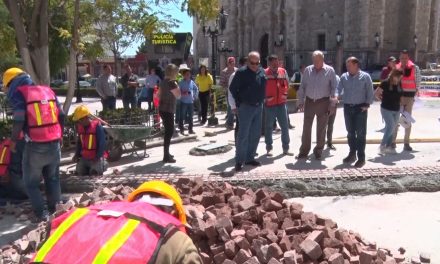 Supervisa Chema Fraustro trabajos en Paseo Capital en Saltillo