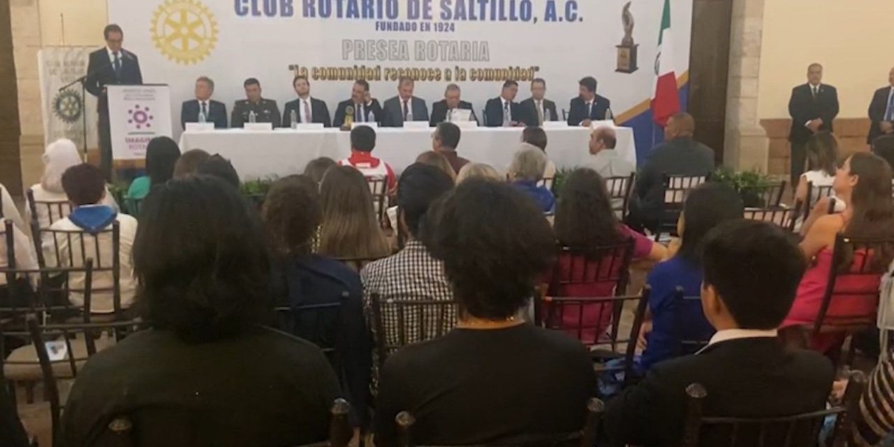 Saltillo:  Entrega preseas a ciudadanos distinguidos