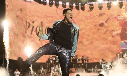 Eduin Caz, vocalista de Grupo Firme, cumple 30 años y se despide de los escenarios