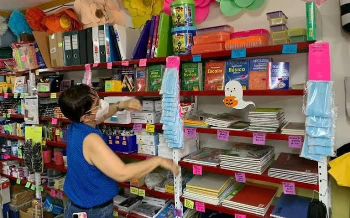 Aumentan 30% los precios en listas de útiles escolares