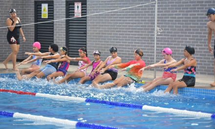 Abren curso de natación en Acuña