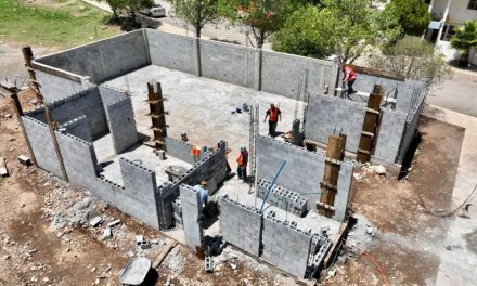 Continúa construcción de Centros Comunitarios