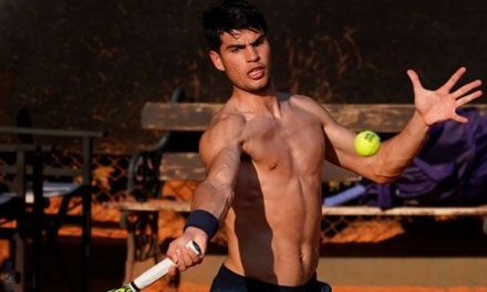 Carlos Alcaraz vence a Novak Djokovic y conquista Wimbledon