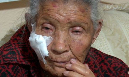 Saltillo: Mujer de 87 años fue abandonada con su hermano