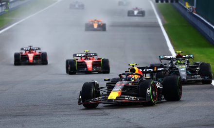 Checo Pérez termina segundo en el GP de Bélgica