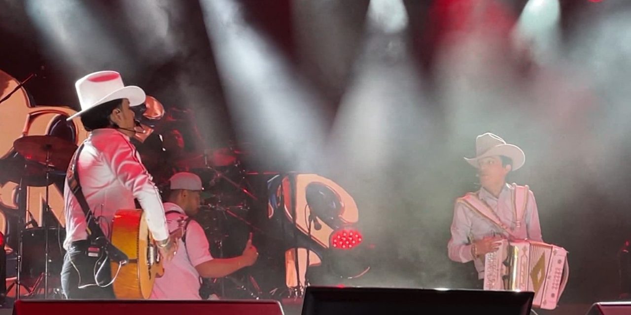 Reportan saldo blanco en concierto de Los Dos Carnales