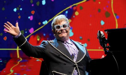 Elton John se despide de los escenarios tras 50 años de carrera