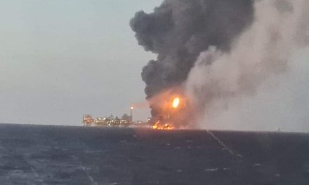Plataforma de Pemex en Campeche se incendia y existen 6 lesionados