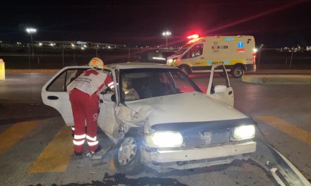 Lesiona a su familia en accidente frente a las instalaciones de la Feria Saltillo