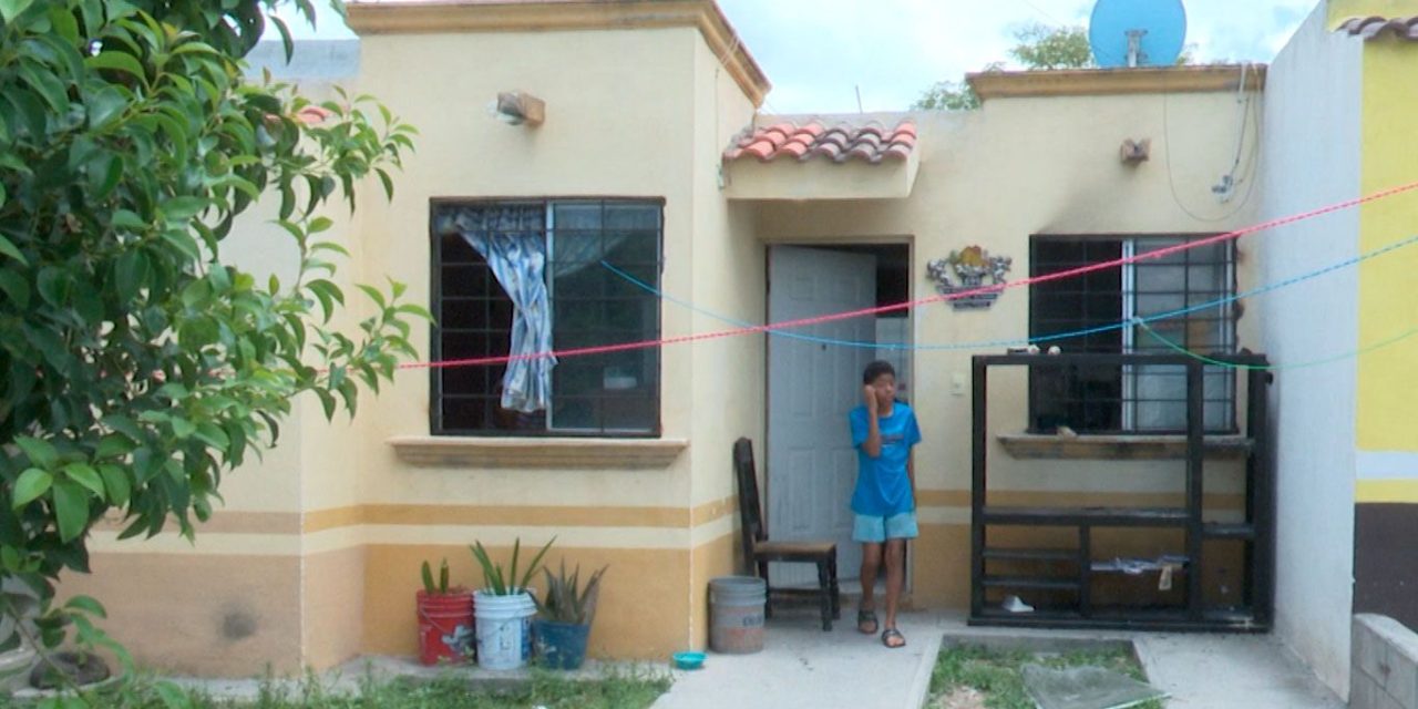 Saltillo: Pierde parte de su patrimonio; afortunadamente lograron salvar su vida