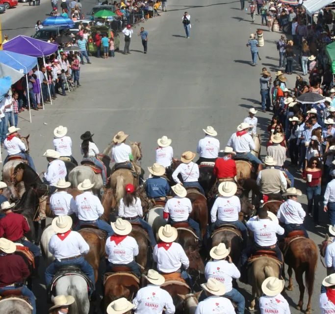 Hoteles se llenan por fiestas en Sabinas
