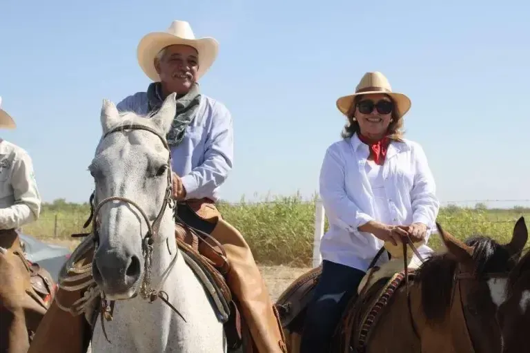 Llevan a cabo Cabalgata del Campesino 2023