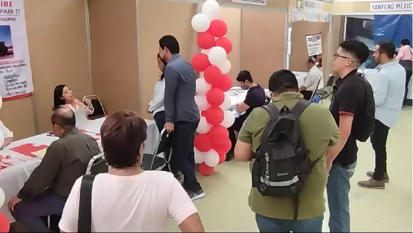 Saltillo: Ofertan más de 2,500 vacantes en Feria de Inclusión Laboral para la Juventud